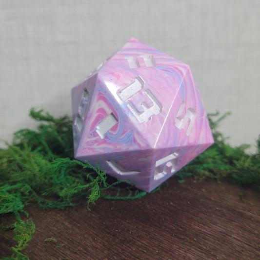 Sweet Fairy Chungus d20 - Sharp Edge Resin Dice