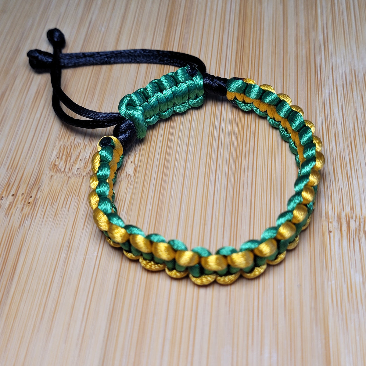 Shamrock String Bracelet