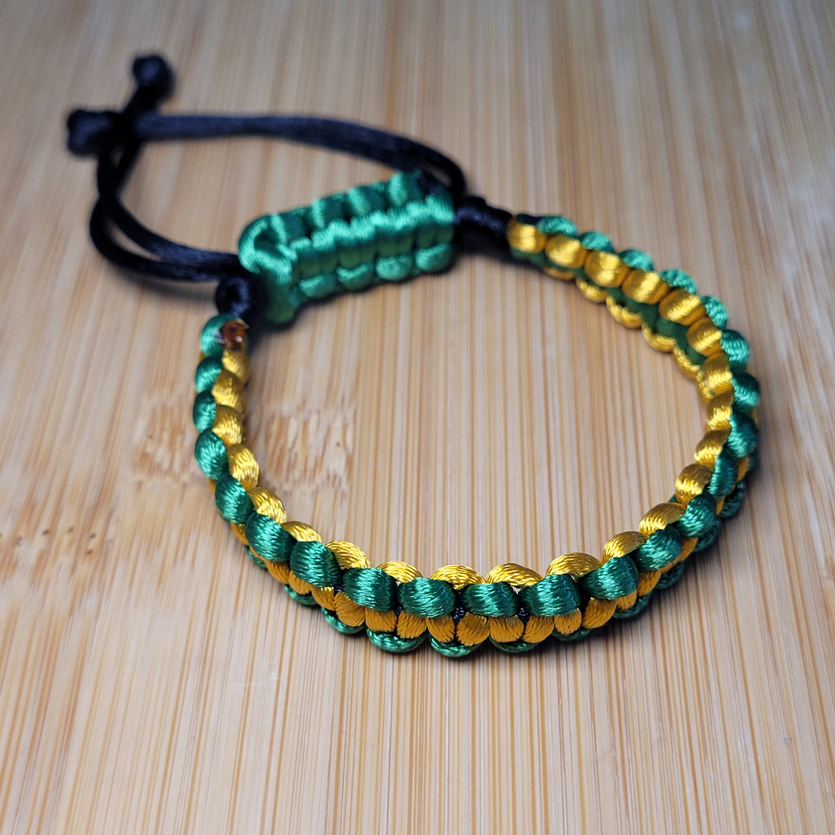 Shamrock String Bracelet